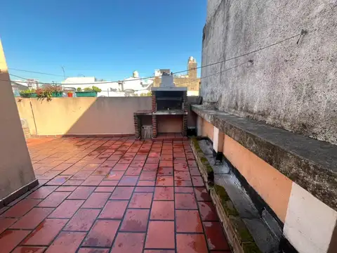 Depto Tipo Casa en Venta de 4 ambientes