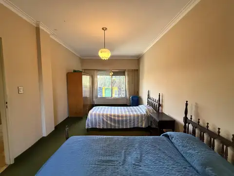 CASA + LOCAL EN VENTA EN R. CALZADA