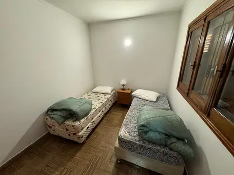 Depto Tipo Casa en Alquiler con 1 cocheras