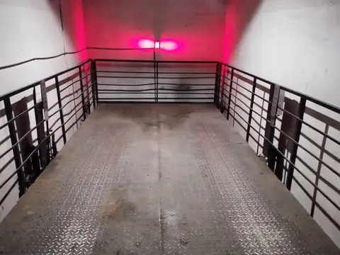 Palermo Cochera Fija Cubierta A Mts De Av Cabildo