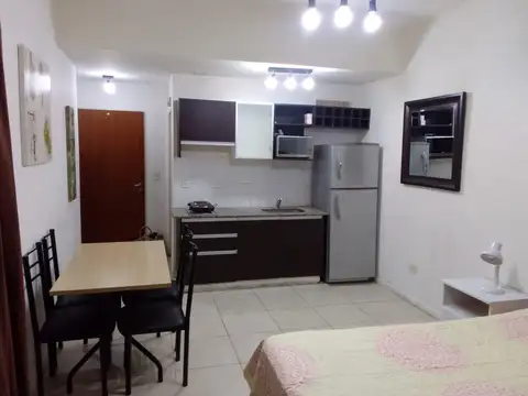 Departamento en  zona de Facultades con patio