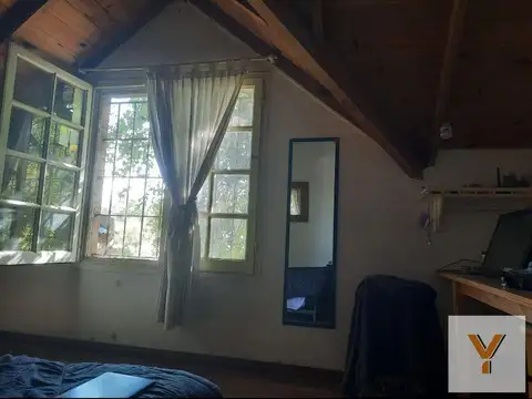 Casa en venta - 2 Dormitorios 2 Baños - 865,35Mts2 - Villa Udaondo, Ituzaingó