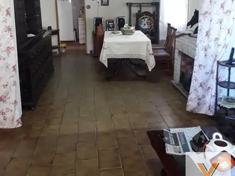 Perú e/ Bossinga e Independencia