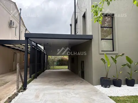 Casa en Venta con 1 cochera