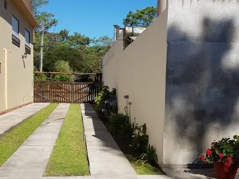 av