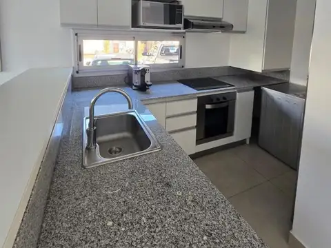 Departamento en Alquiler de 4 ambientes