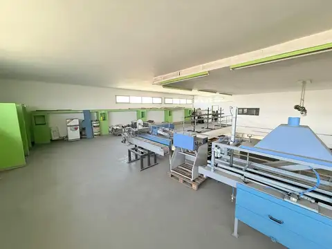 Brasil 901 esquina España 900