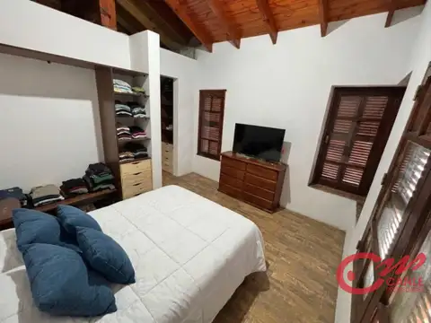 Casa 4 ambientes con 3 baños