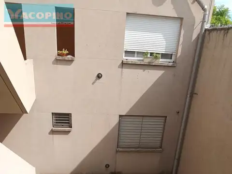 Depto Tipo Casa Monoambiente con 1 baño