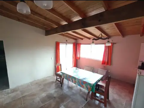 Carlos Pellegrini 300