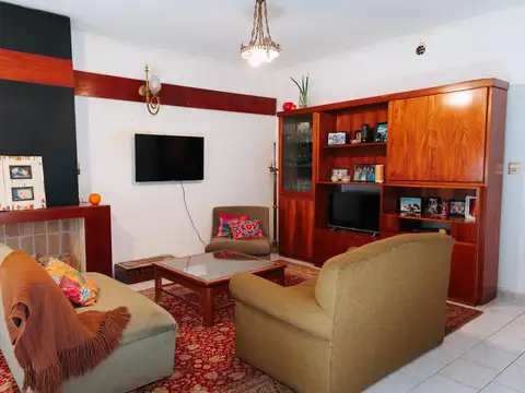 Depto Tipo Casa en Venta de 4 ambientes