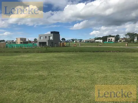 Terreno en Venta en Pilar del Este - Santa Lucia, USD 49.900