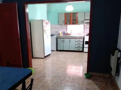 Casa en Venta en Rafael Calzada, USD 85.000