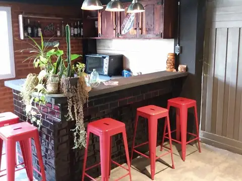 Casa 4 ambientes con 3 baños