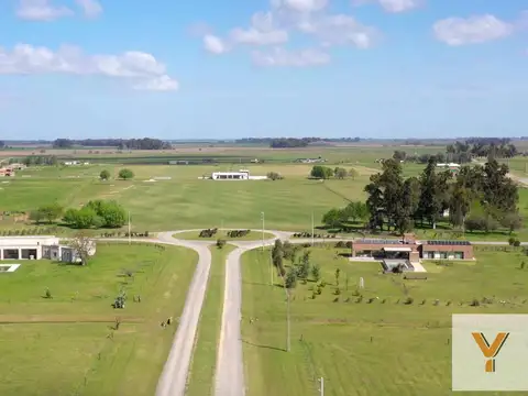 Terreno en venta - 1,1 Hectáreas  - Chacras de la Trinidad