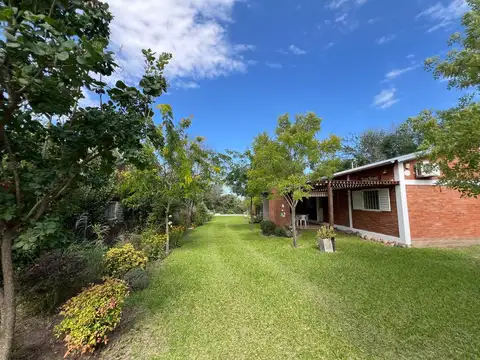 Casa 3 ambientes con 2 baños