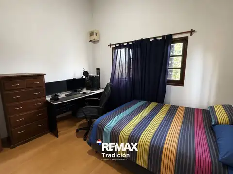 Casa 7 ambientes con 3 baños