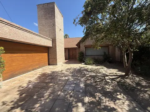 Casa en Alquiler de 3 dormitorios