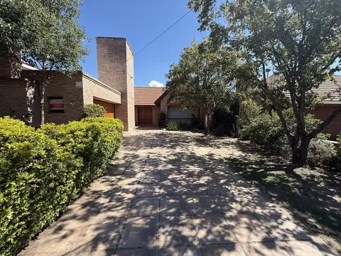 VENTA CASA VILLA BELGRANO - A MTS GAUSS