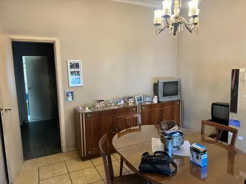 VENTA! Casa estilo de 3amb con jardín!  Haedo