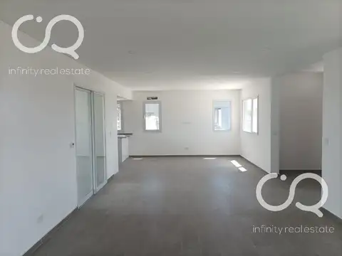 Casa en Área 8 / San Sebastián