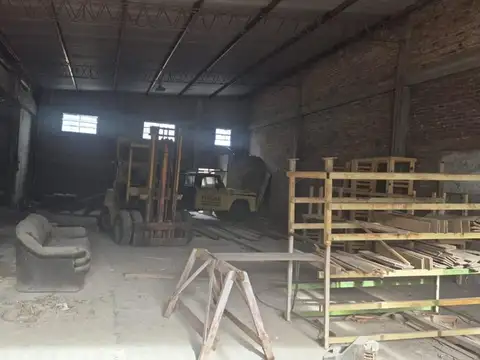 Hipólito Yrigoyen 23300