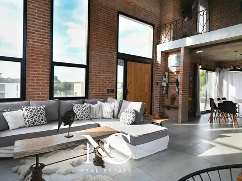 Casa en Alquiler de 3 dormitorios