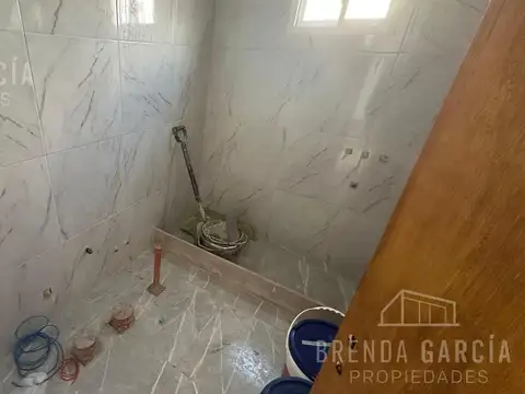 SAAVEDRA ENTRE REMEDIOS DE ESCALADA Y MAIPU