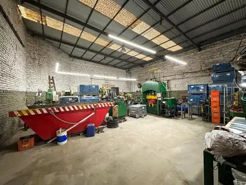 Galpón a la venta en Tiro Suizo