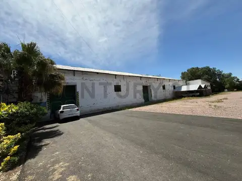 Galpon en Venta 166  mts Frente