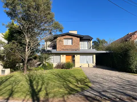 Casa en Nautico Escobar