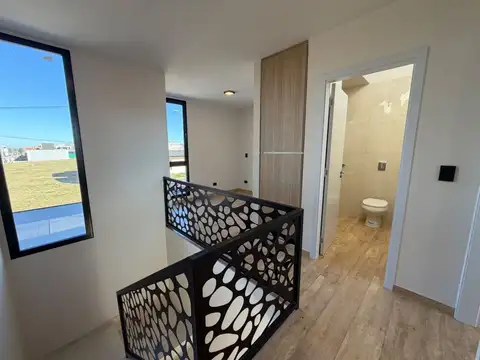 VENTA DUPLEX 3 DORM A ESTRENAR DOCTA URBANIZACION