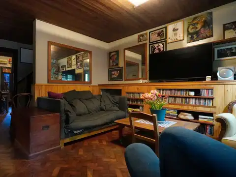 Juan Bautista Alberdi 700