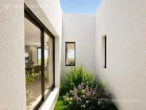 Casa 4 ambientes con 2 baños