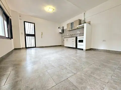 Departamento en Alquiler en Ramos Mejía, $ 350.000