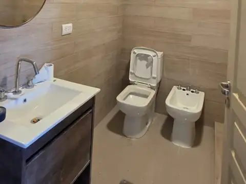 Casa en Alquiler en Plottier, $ 2.500.000