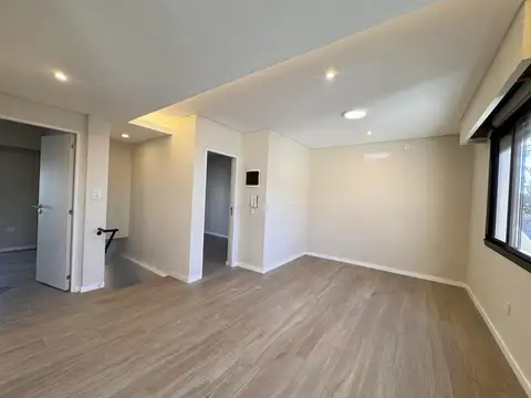 Depto Tipo Casa en Venta al Sur