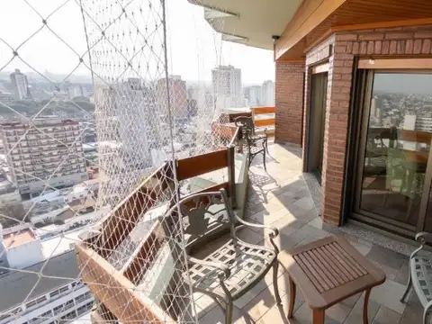 Departamento 5 ambientes con 4 baños