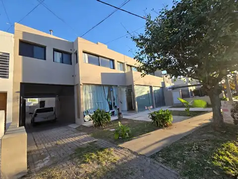 VENTA LOCAL COMERCIAL NUEVO POETA LUGONES CBA