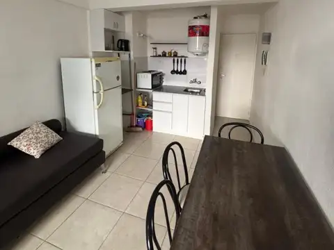 Departamento en Alquiler Temporal en Macrocentro, $ 80.000