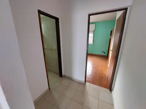 Depto Tipo Casa 2 ambientes con 1 baño