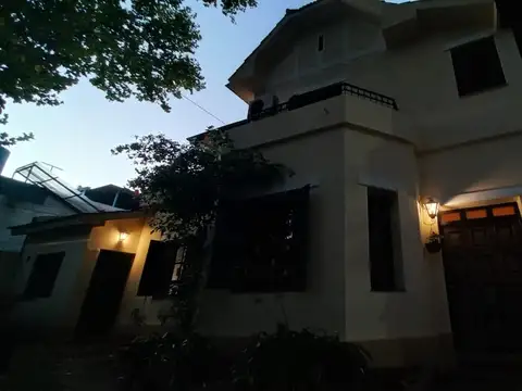 Casa en Alquiler de 4 dormitorios