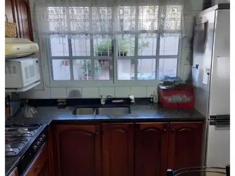 Depto Tipo Casa en Venta con 1 cocheras