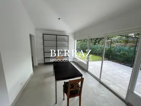 Casa en Venta en Pilar Village, USD 238.000