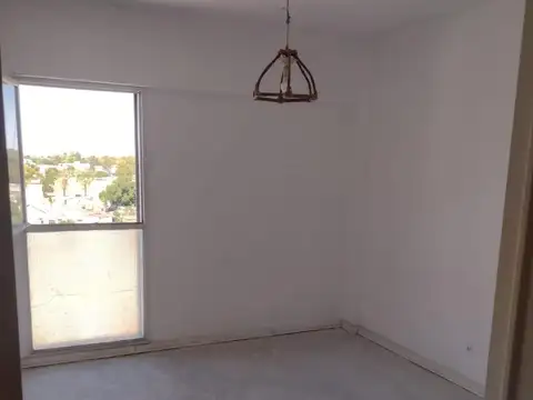 SE VENDE DEPARTAMENTO, 4 AMB, C/ BALCON EN LUGANO