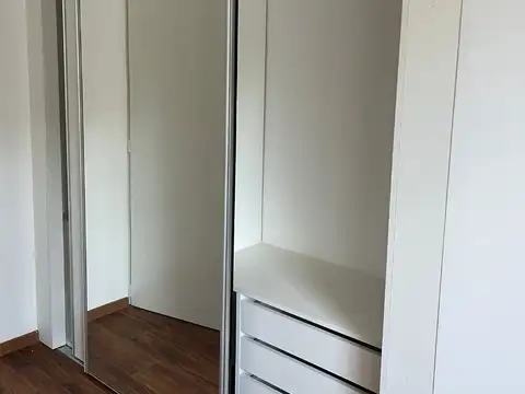 Departamento en Venta en Versalles, USD 230.000