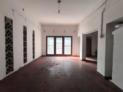 Venta casa Alta Córdoba tres dormitorios depósito