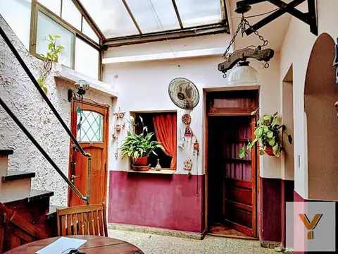 Depto Tipo Casa en Venta de 5 ambientes