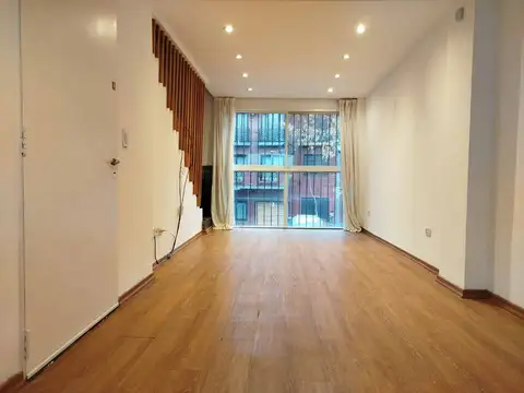 Depto Tipo Casa 3 ambientes con 2 baños