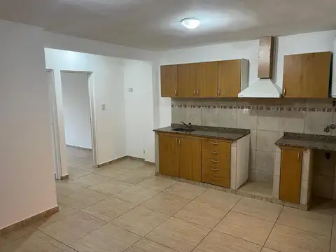 Departamento en Alquiler en Villa Luzuriaga, $ 750.000